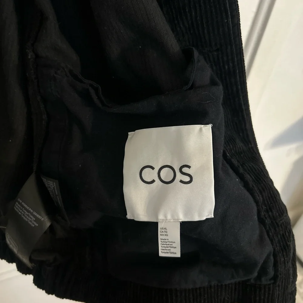 COS Cotton-Corduroy Black Jacket